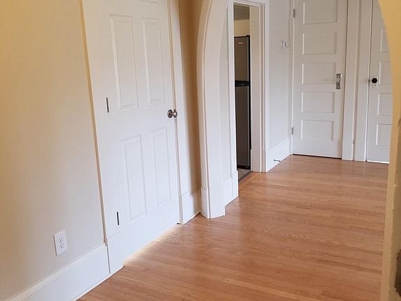 4th image of 5703 18th Ave NE APT 7