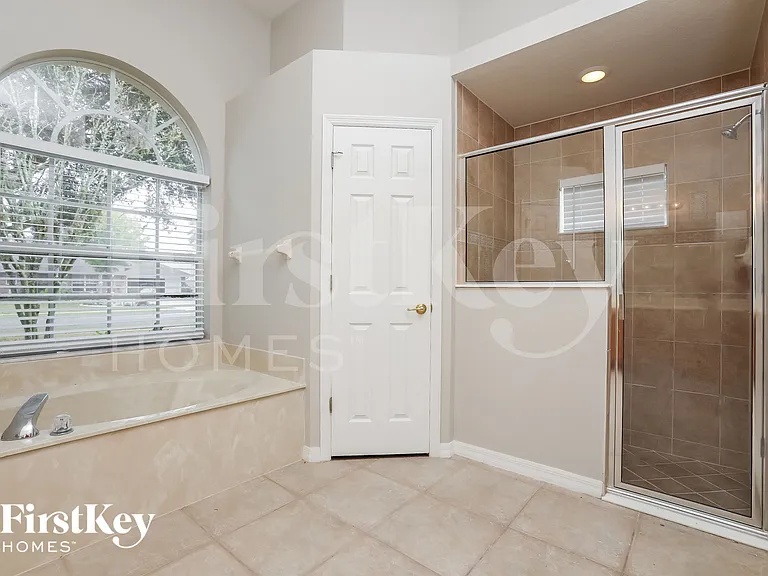 1850 Beth Ct — Photo 10