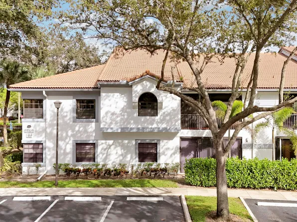 5422 Venetia Court #E, Boynton Beach, FL 33437