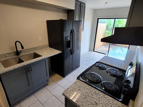5th image of 5656 Tomoka Dr #2A