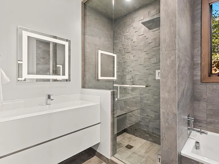 522 Spruce St #B — Photo 13