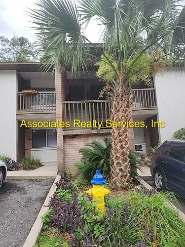 1213 NW 39th Ave #I Photo 1