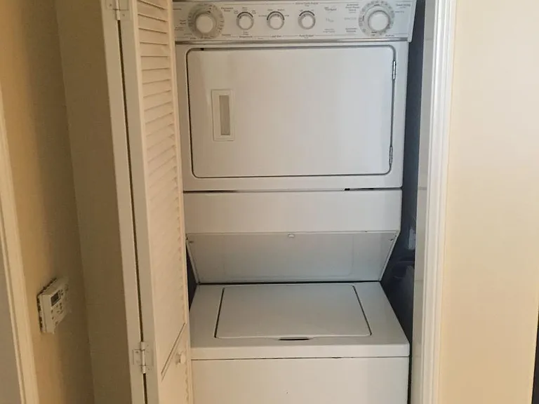 In Unit Washer/Dryer