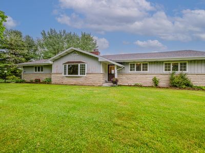 2800 Mayflower Rd, Niles, MI, 49120