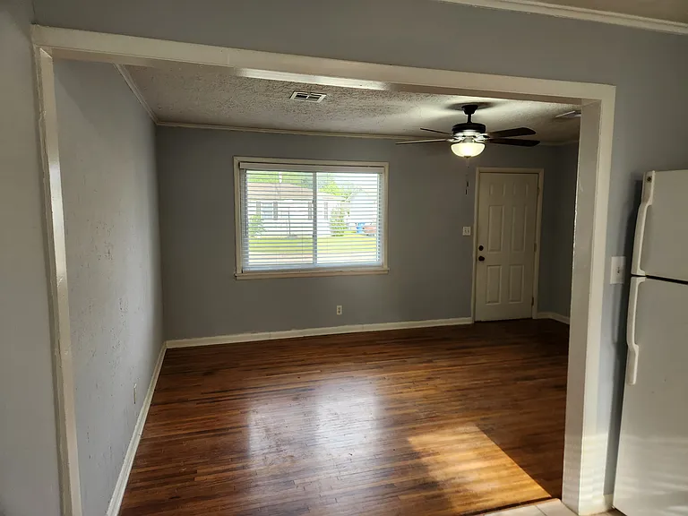 324 S 44th West Ave — Photo 6