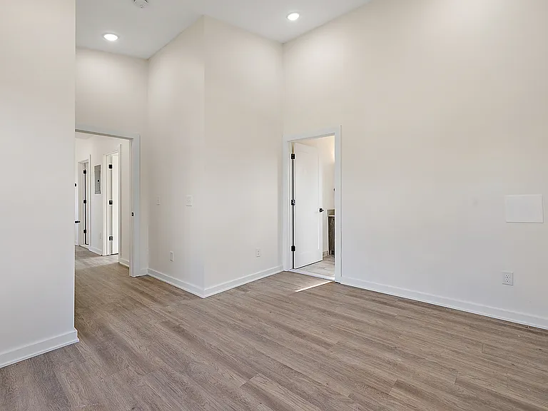 2623 Cochrane St #B — Photo 22