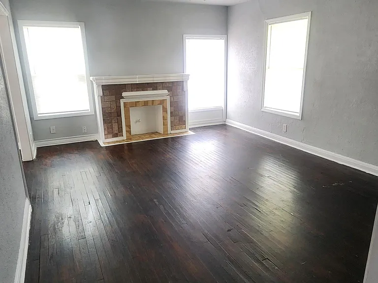 133 E Vanderbilt Dr — Photo 7