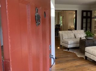 35 Bradford Rd, Wellesley, MA 02481