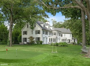 860 Auburn Rd, Winnetka, IL 60093