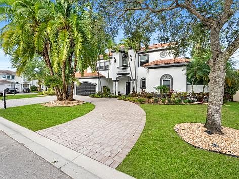 5th image of 6676 NW 127th Terrace
