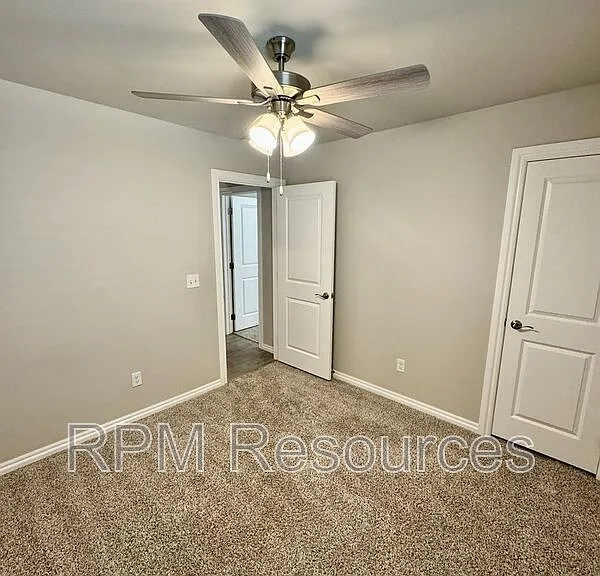 8401 NW 162nd St — Photo 23
