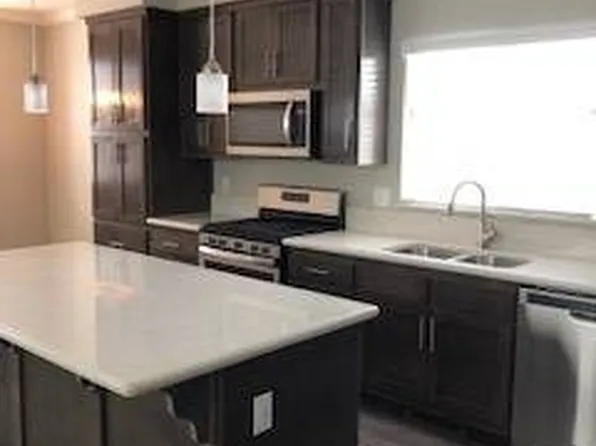 903 W 17th St Spc 73, Costa Mesa, CA 92627