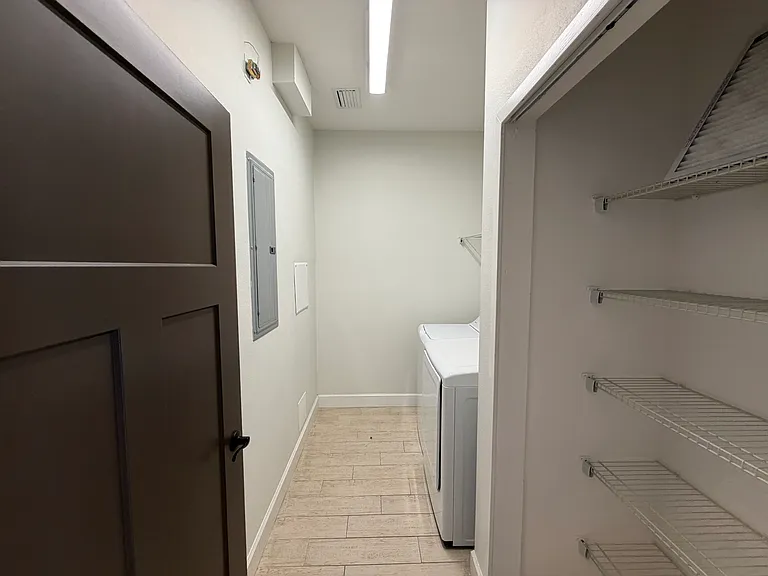 2108 Penny Ln — Photo 11