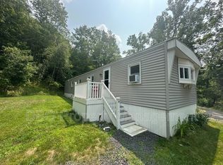 11 Whitney Way, East Greenbush, NY 12061