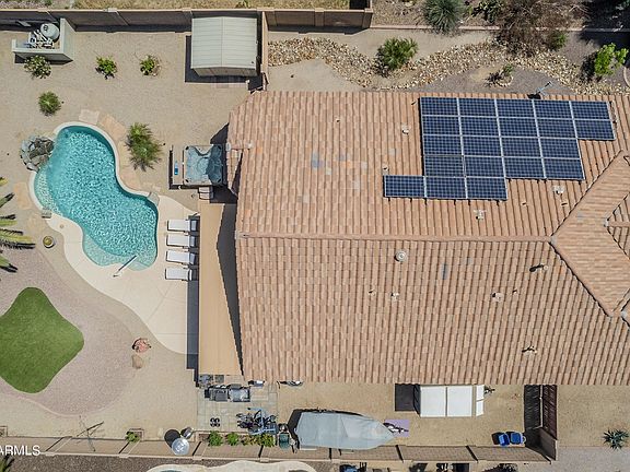 4th image of 582 E Poncho Ln