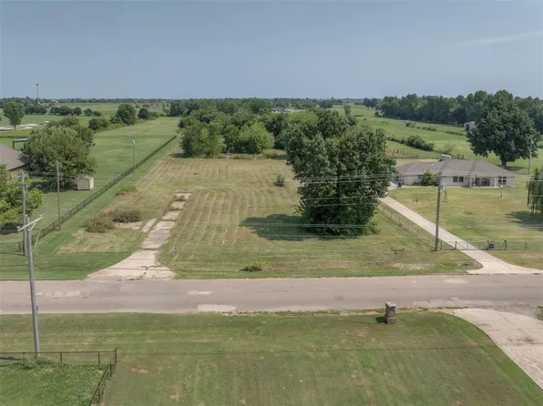 15330 S May Ave, Oklahoma City, OK 73170