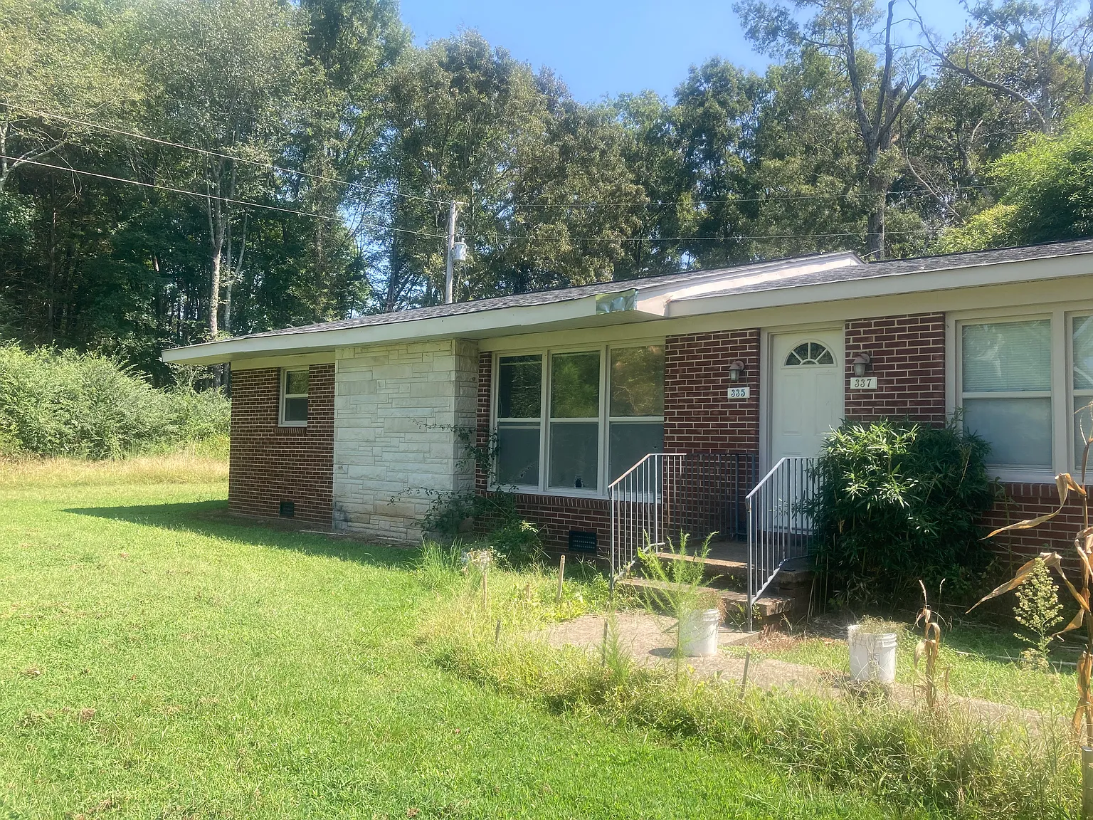 2 bed, 1200 sqft, $925 — Photo 1