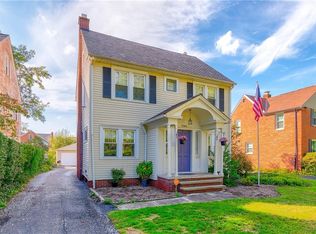 3594 Palmerston Rd, Shaker Heights, OH 44122