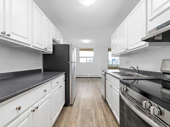 Riverside Towers, 8610 Jasper Ave NW, Edmonton, AB T5H 3S5