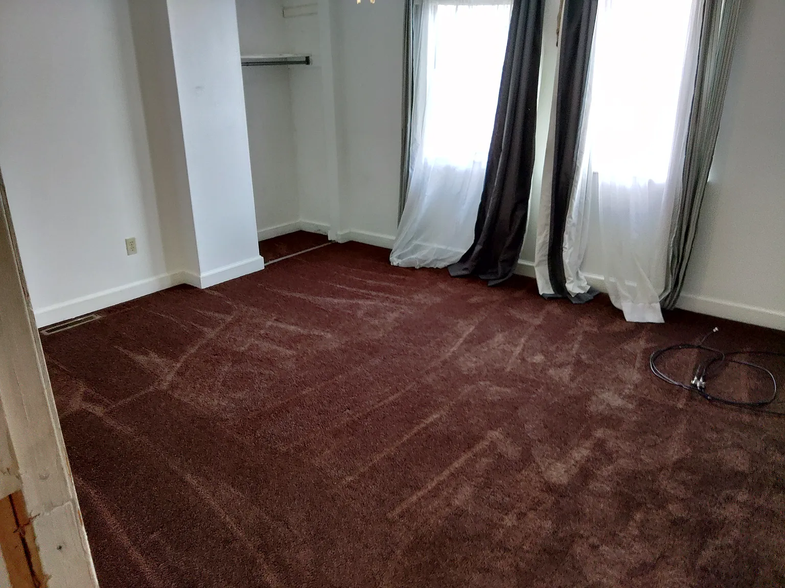 2 bed, 900 sqft, $1,100 — Photo 3