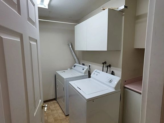2nd image of 3657 W 29th Ave #Basement