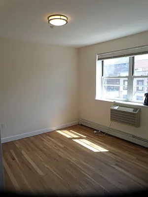 Rented by Vass Stevens Group | media 41