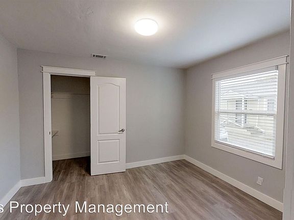 5th image of 5109 Burlingame Ave #5109