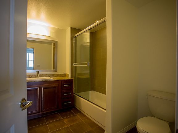 3rd image of 11925 Kling St APT 412