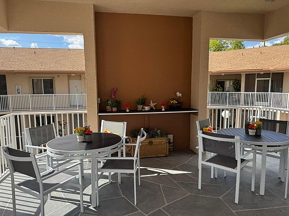 4th image of 7287 S Devon Drive #109