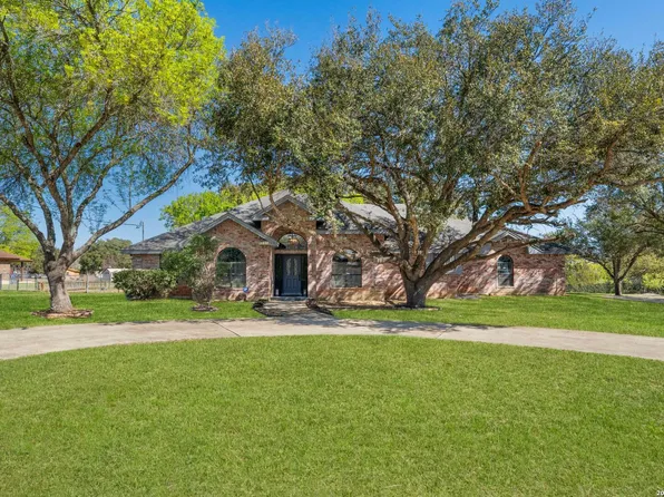 18830 Rolling Meadow, Lytle, TX 78052