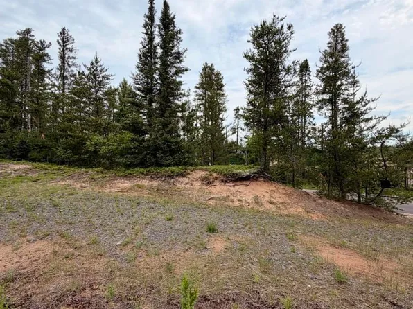 3505 Deer Lake Rd, Ishpeming, MI 49849