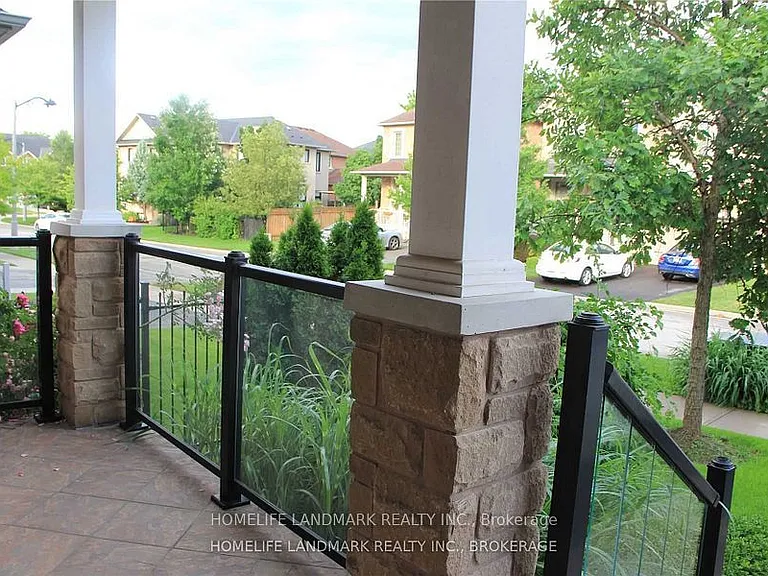 2245 Carm Dr — Photo 13