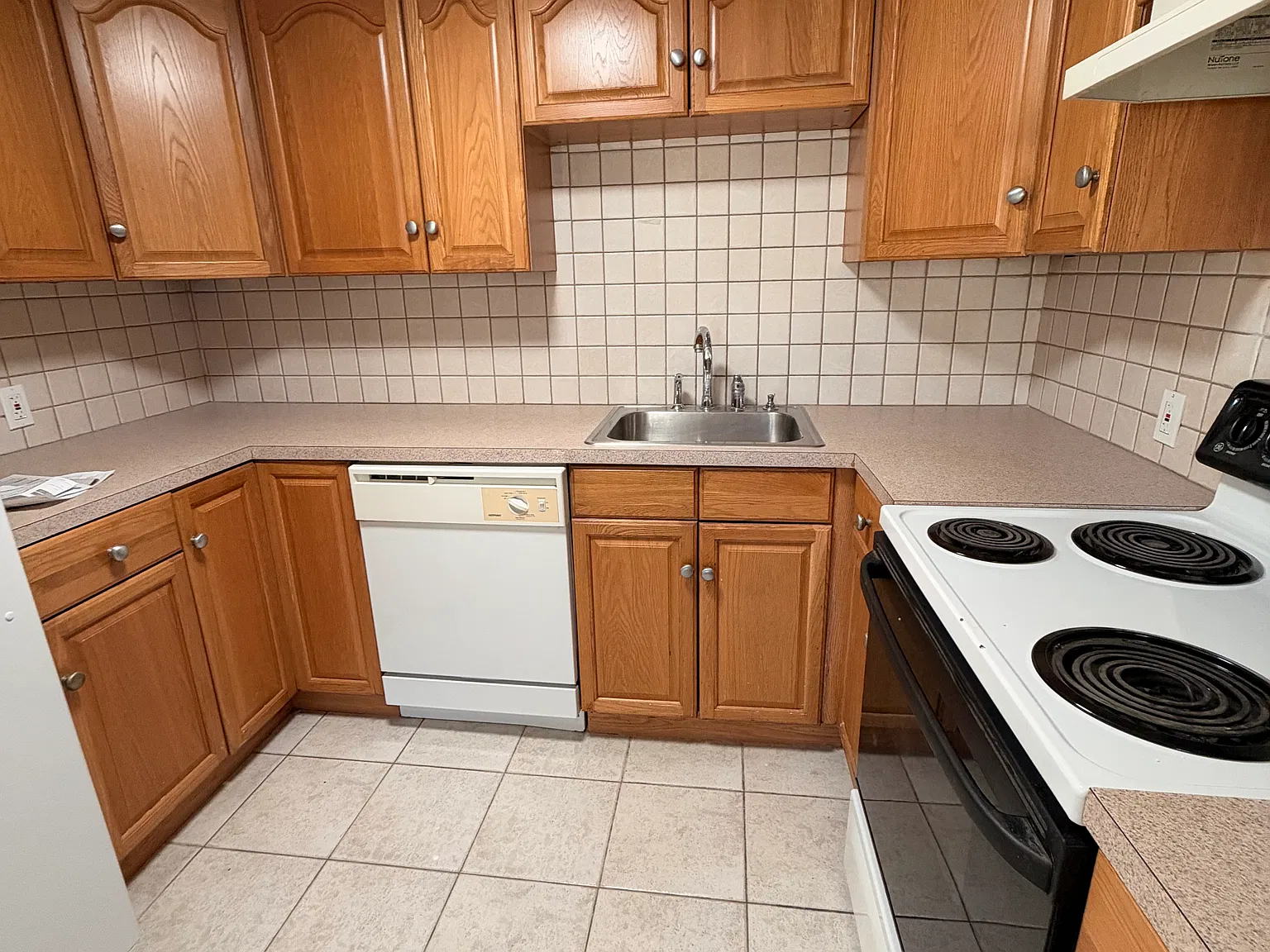 1 bed, 675 sqft, $2,100 — Photo 4