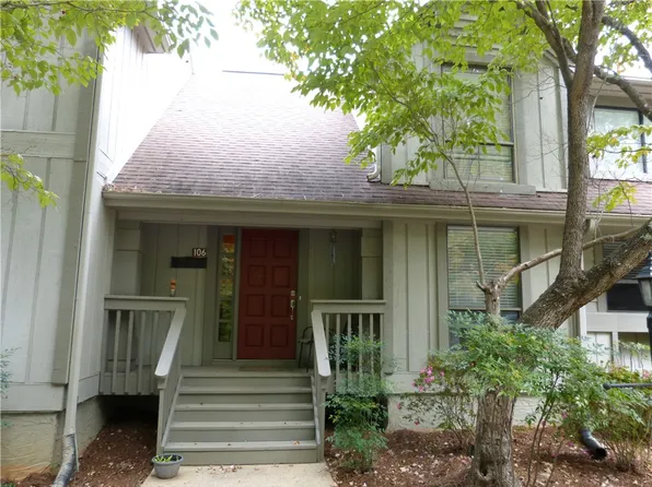106 Harbor Ct, Salem, SC 29676
