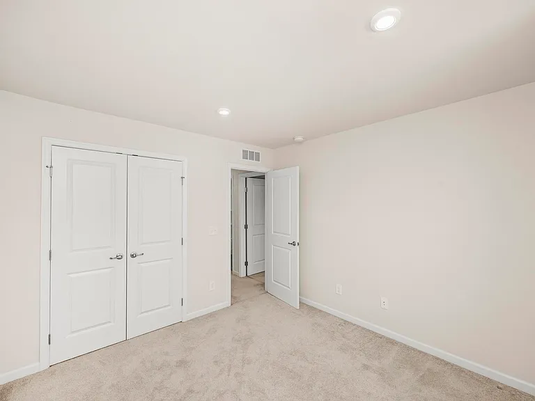 247 Pryor Dr — Photo 28