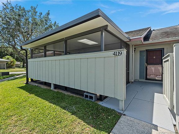 3rd image of 4119 NW Cinnamon Tree Cir #4119