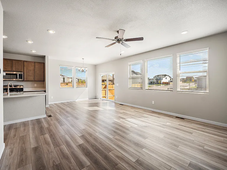 7991 Goldenray Pl — Photo 16