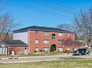 203 S 16th St #1, Beatrice, NE 68310