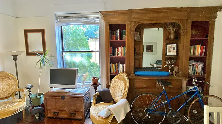 Rented by Nooklyn NYC LLC | media 2