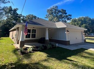 3221 McLean Ave, Pensacola, FL 32514