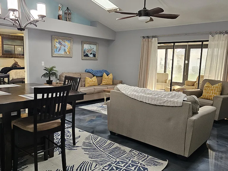 11131 Caravel Cir — Photo 11