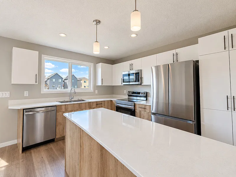 3 bed, 2.5 bath, 1200 sqft, $1,800 — Photo 4