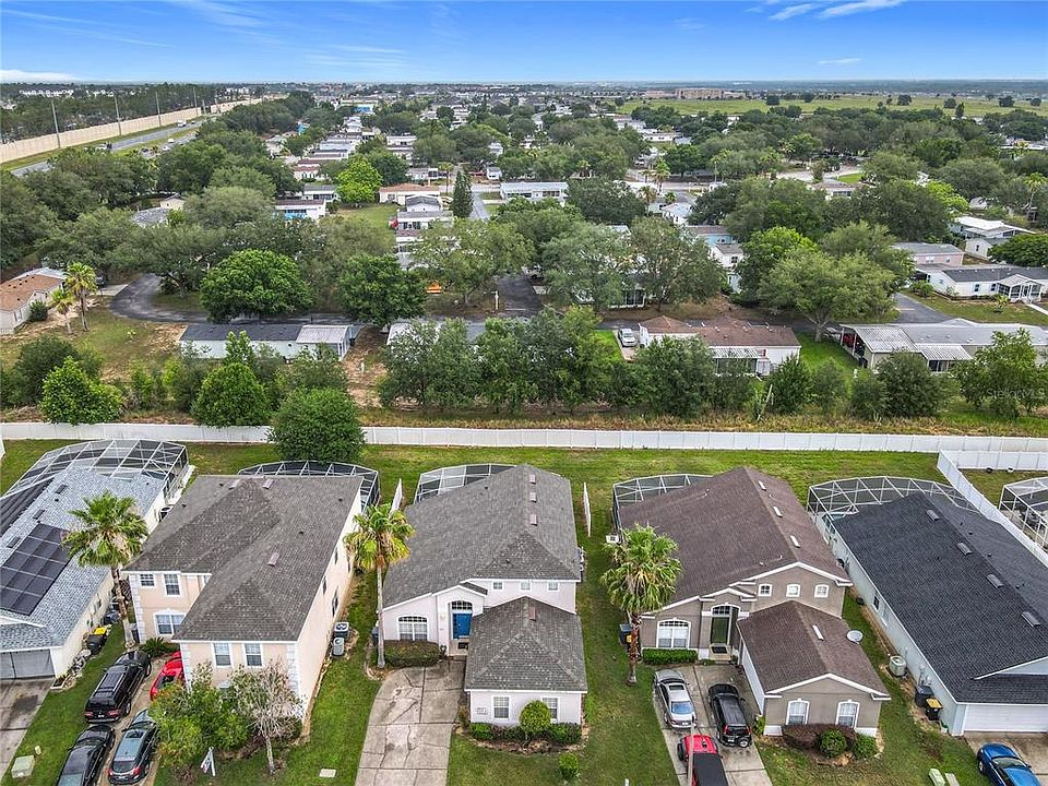 1st image of 824 BLOOMINGDALE DRIVE