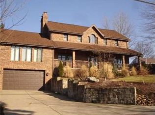 598 Magnus Ln, Coraopolis, PA 15108