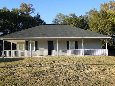 3rd image of 73 Lee Road 2102