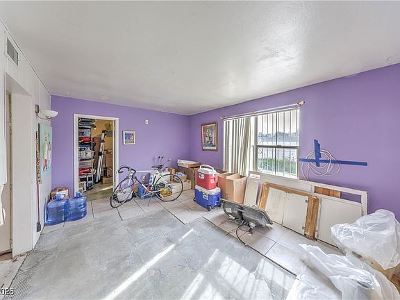 5th image of 1316 Bonita Ave