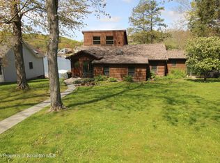 204 Point Rd, Factoryville, PA 18419