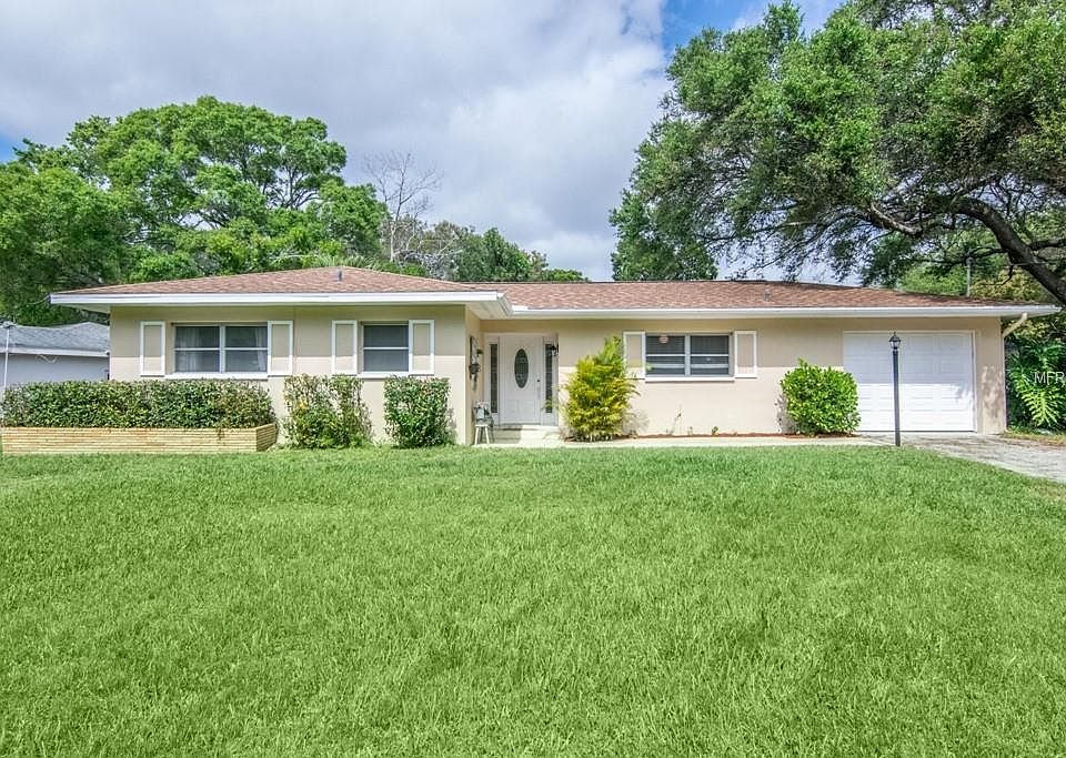 1st image of 2274 Curtis Dr S