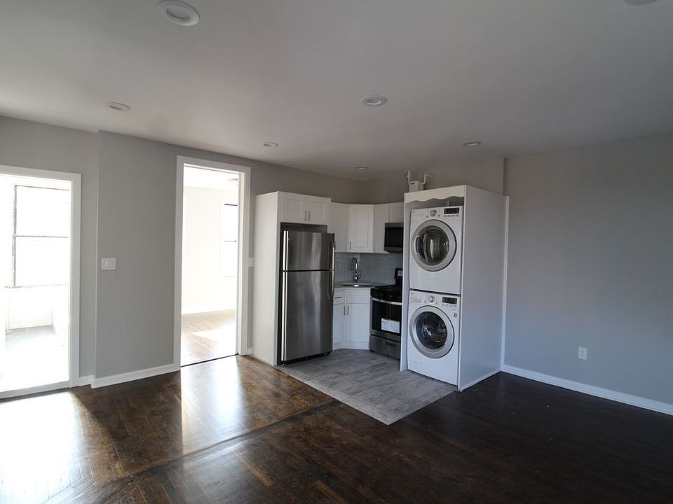 1st image of 2320 Grand Ave APT 4E