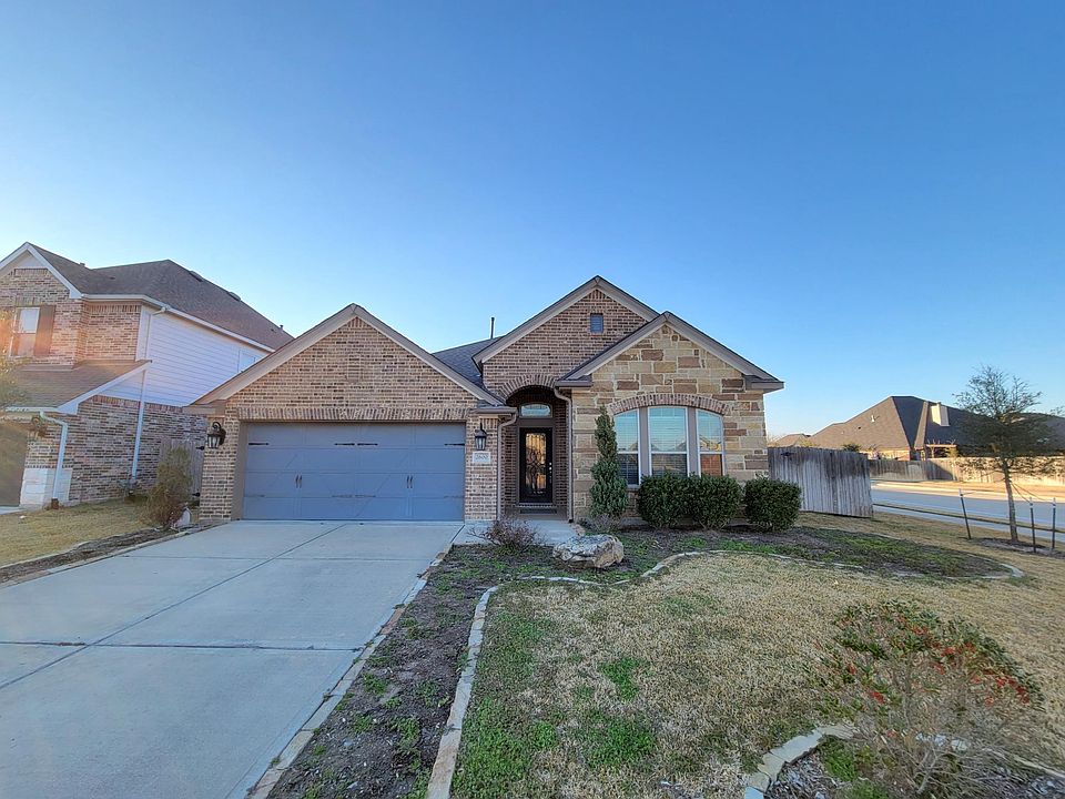 1st image of 2600 Hailes Ct
